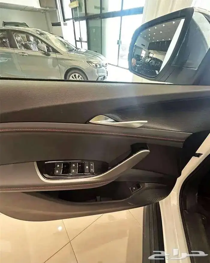 ماكسيس دبل T90 2024 Executive Luxury 4x4 فل بنزين 13