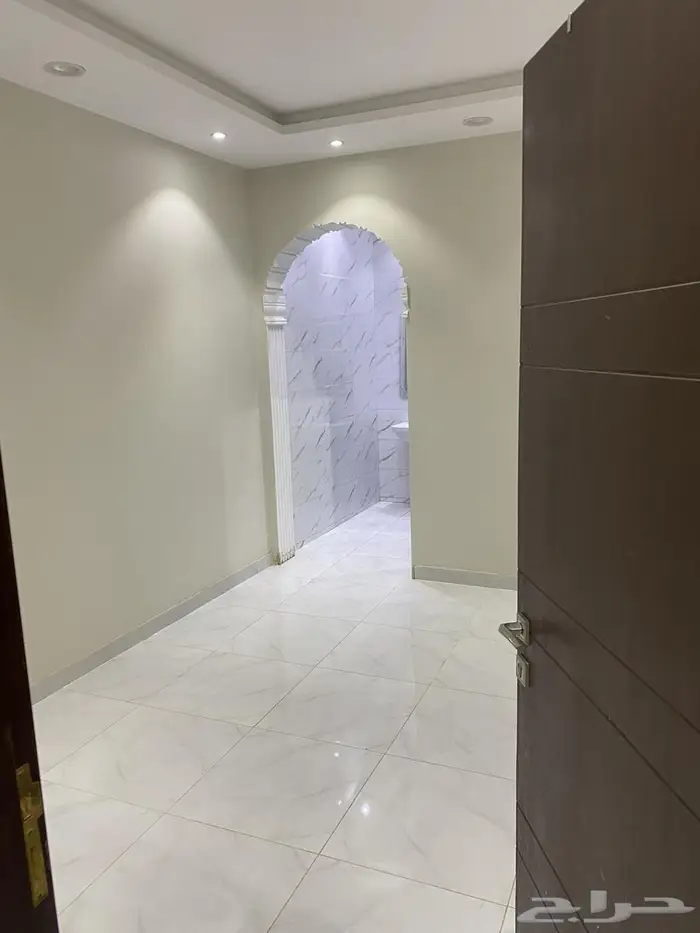 شقق للايجار شمال جدة حي الرياض 3