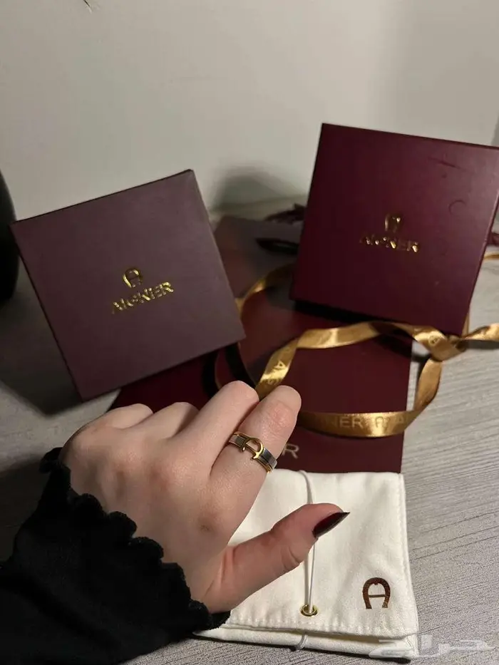 اكسسوارات نسائيه ماركات عالمية هدايا فاخره 13