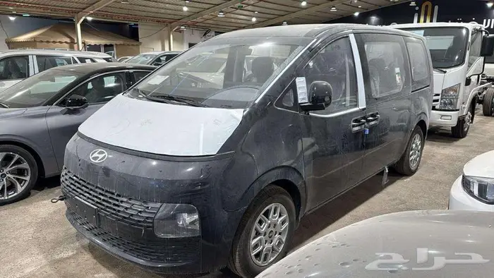 هيونداي ستاريا 9 راكب ديزل قير أتوماتيك 2025 1