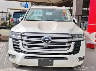 تويوتا لاندكروزر جكسار GXR L4 بنزين 2025 سعودي عرض حصري 2