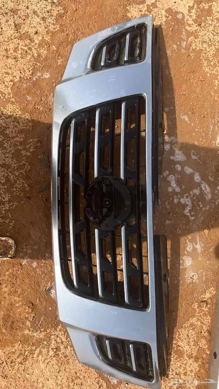 شبك صدام شمعات نسافات اسطبات وعدة قطع لكزس و باترول لند 36
