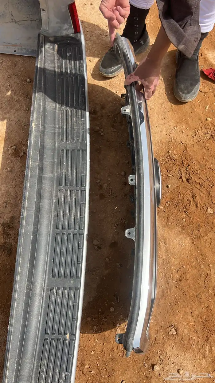 شبك صدام شمعات نسافات اسطبات وعدة قطع لكزس و باترول لند 3
