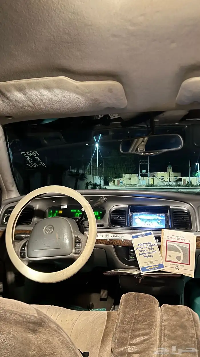 السلام عليكم اقدم لكم فورد ماركيز موديل98 6