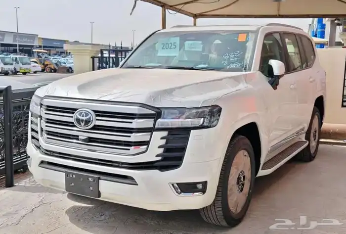 تويوتا لاندكروزر جكسار GXR L4 بنزين 2025 سعودي عرض حصري 1