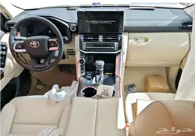 تويوتا لاندكروزر جكسار GXR L4 بنزين 2025 سعودي عرض حصري 6