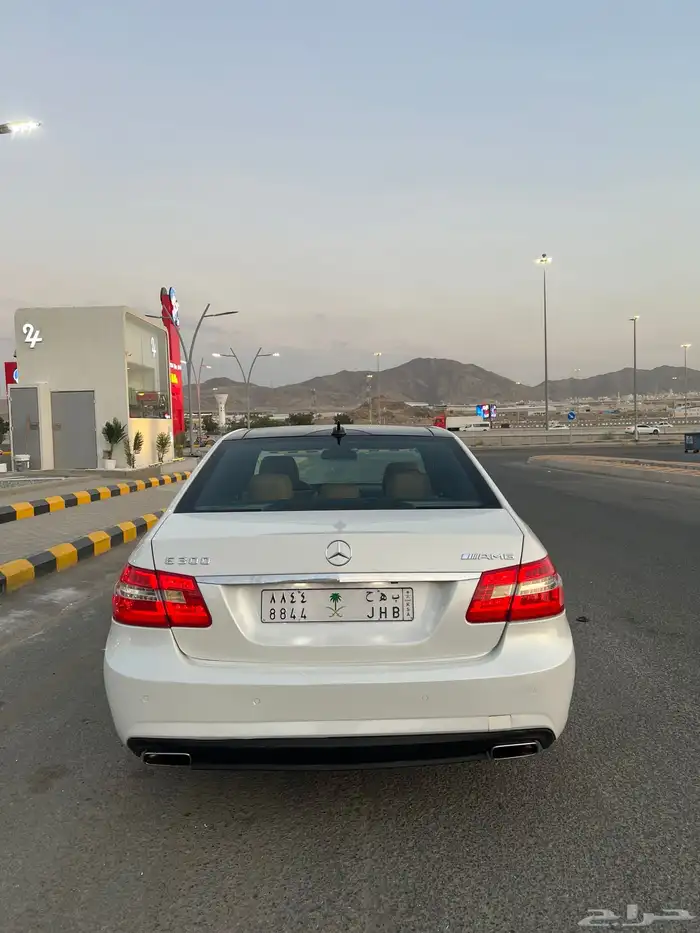 مرسدس E300 موديل 2013 مخزن 3