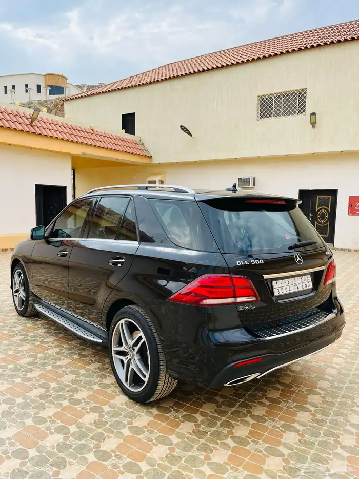 مرسيدس GLE 500 AMG ممشى قليل 3