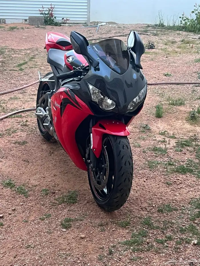 هوندا 1000RR 1