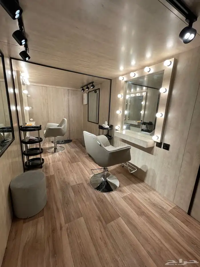 كرفان موترهوم مقطورات متنقلة عربة مكياج وحمامات أعمال وسياحة 16