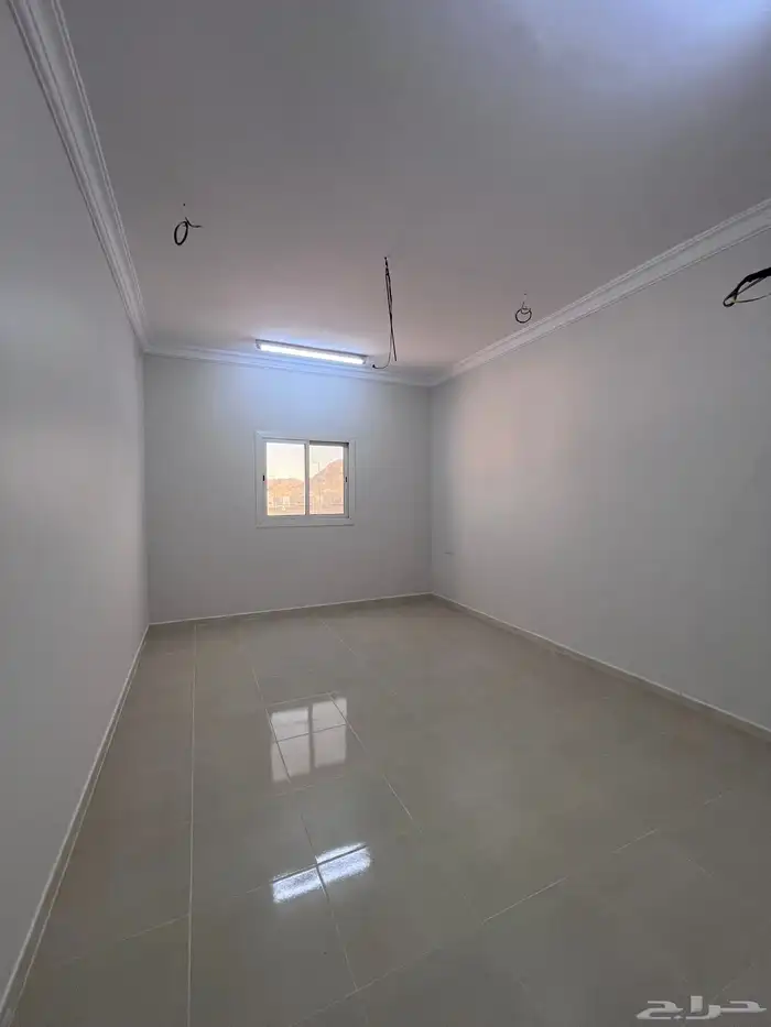 للبيع عماره 5 شقق شغل نظيف وسعر مناسب 10