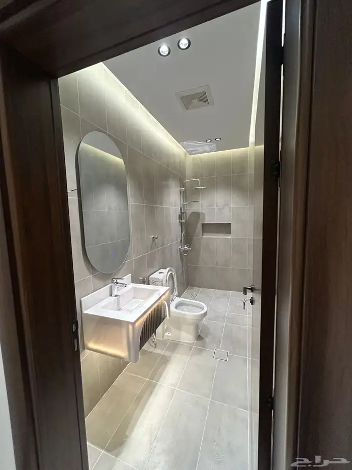 تملك وحدة سكنية فاخرة بتصميم عصري بالروضة 16