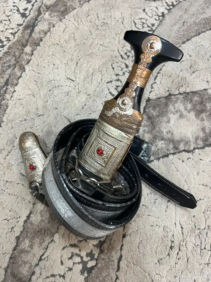 جنبية للبيع 6