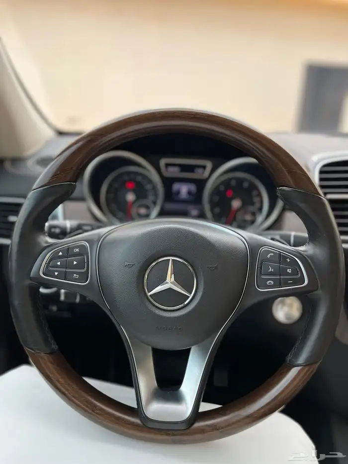مرسيدس GLE 500 AMG ممشى قليل 10
