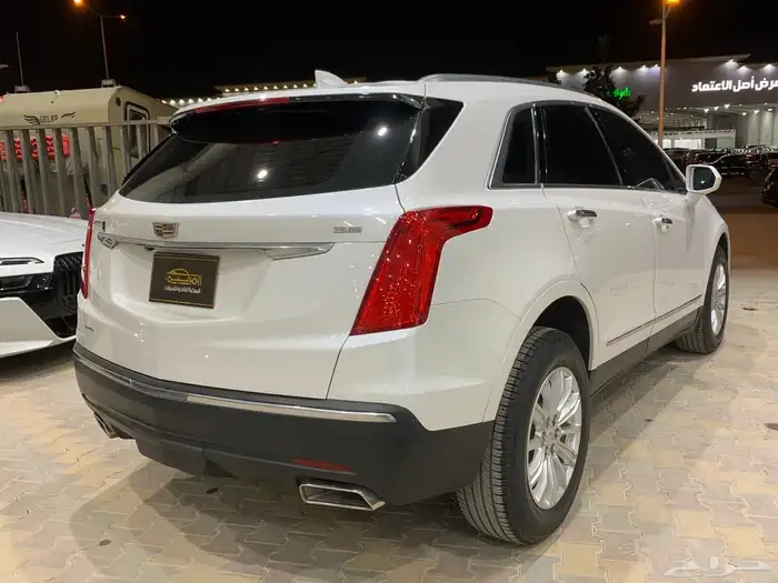 كاديلاك XT5 موديل 2018 1