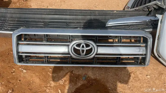 شبك صدام شمعات نسافات اسطبات وعدة قطع لكزس و باترول لند 8