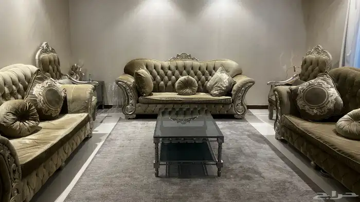 كنب كلاسيكي للبيع 0