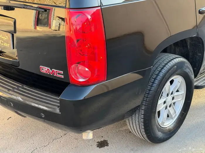 جي ام سي يوكن 2010 بحاله ممتازه 13