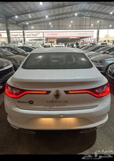 رينو 9