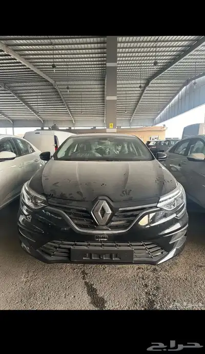 رينو 11
