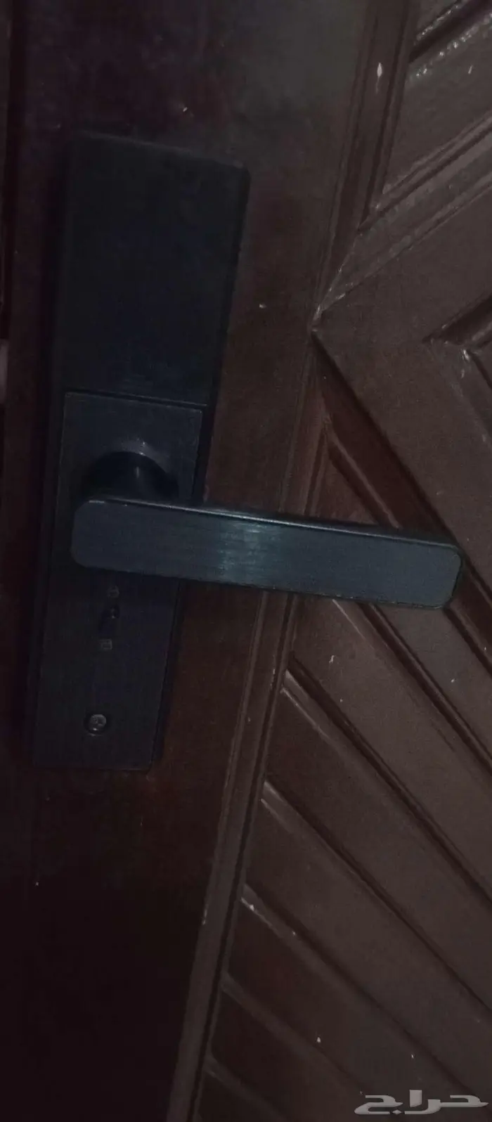 تركيب قفل باب ألكتروني يعمل بالبصمة لللشقق والفنادق والشركات 0