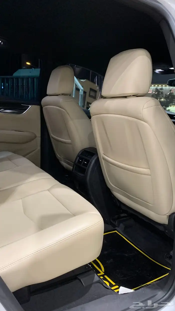 كاديلاك XT5 موديل 2018 14