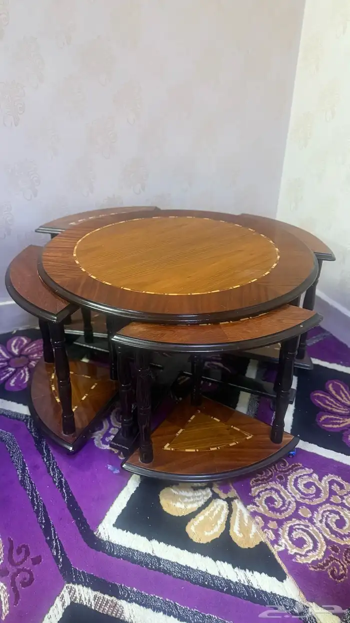 طاولةالطعام مع طاولة ضيافة استخدام بسيط نظافه جيده من خدوش 3