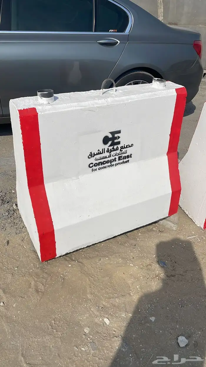 قواعد إنارة حواجز سيفتي نيوجرسي منهول مصدات سيارات 4