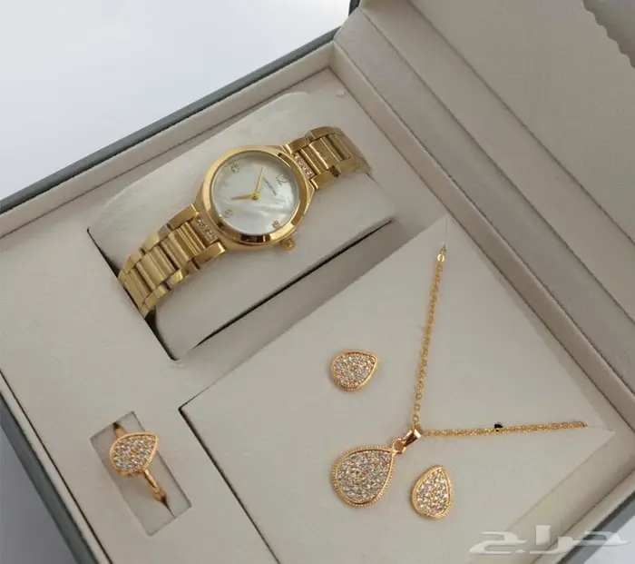 اطقم ساعات نسائية مع الاكسسوارات 0