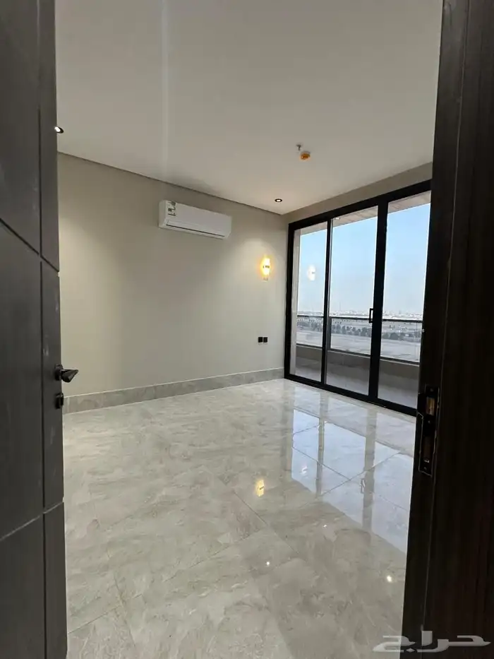 شقه للايجار بجوار الالماني 11