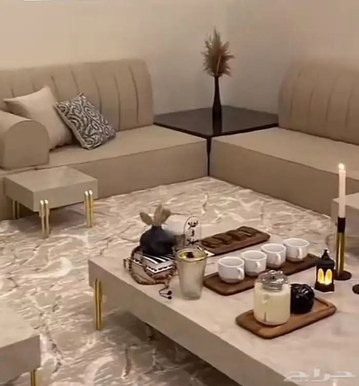 طاولات جاهزه وتفصيل 79