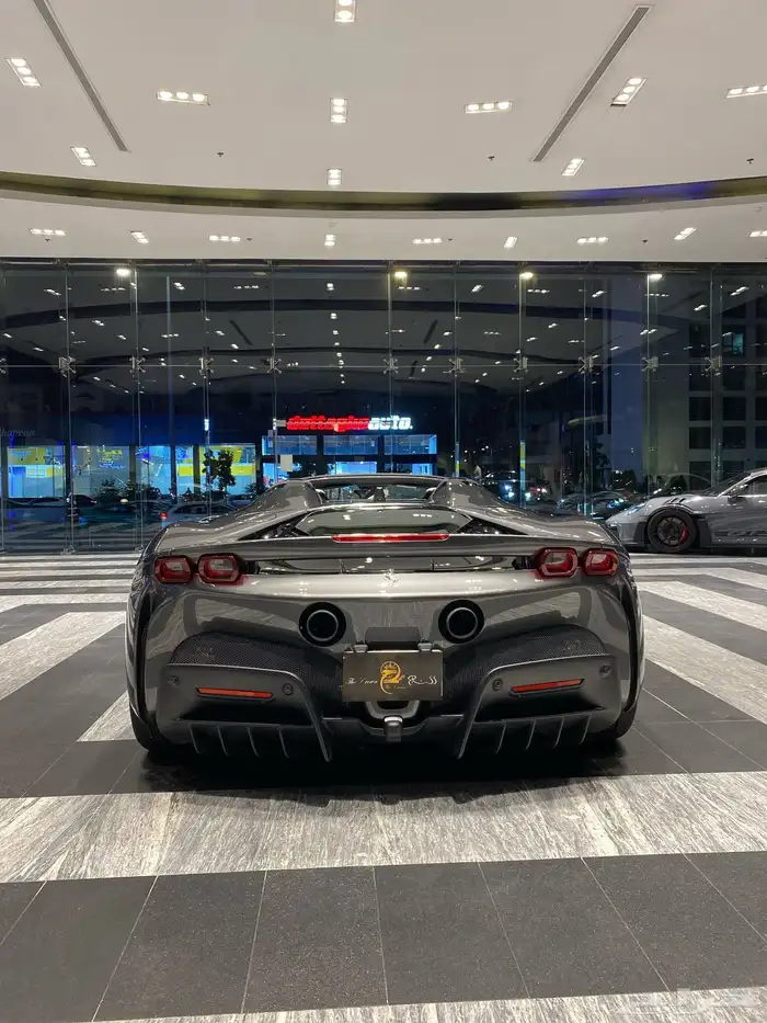 Ferrari SF90 Spider 2023 5