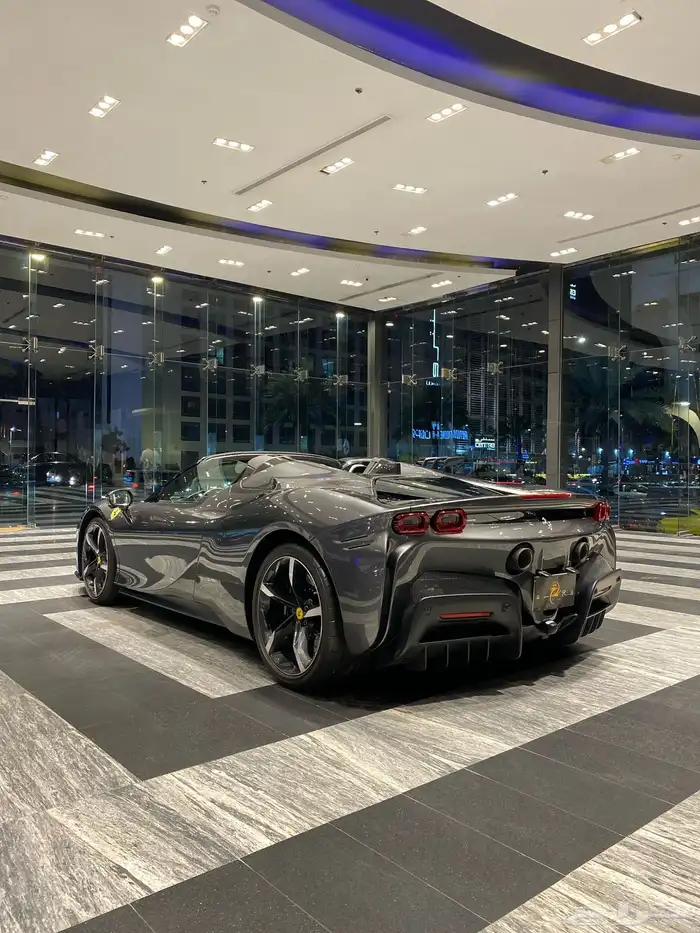 Ferrari SF90 Spider 2023 4