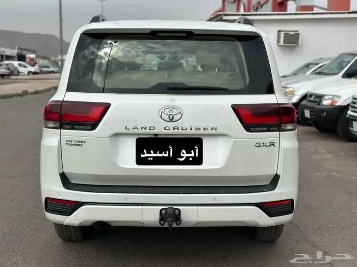 سيارة جيب تويوتا وكالة ومشروطة وبدون ملاحظات 2024gxrعداد 2