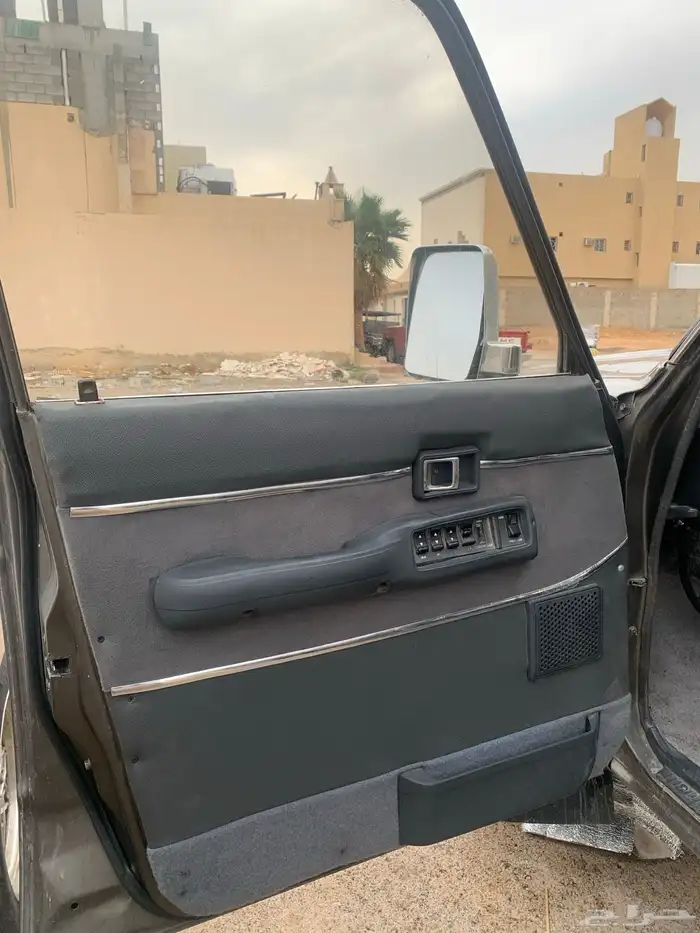 جيب صالون لاندكروزر مديل 88 7
