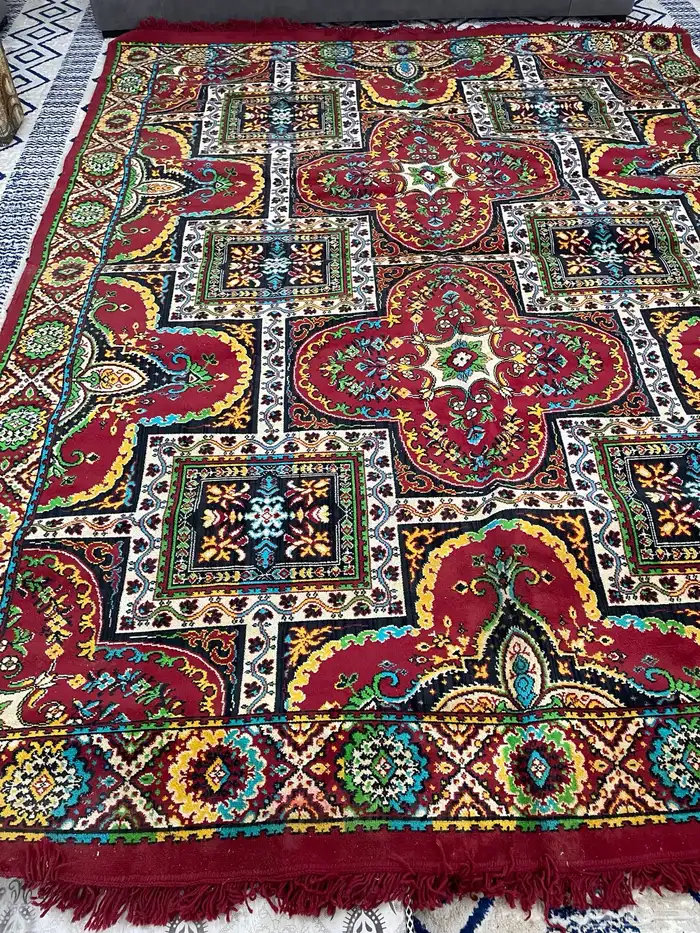 سجاد قديم جدا 3