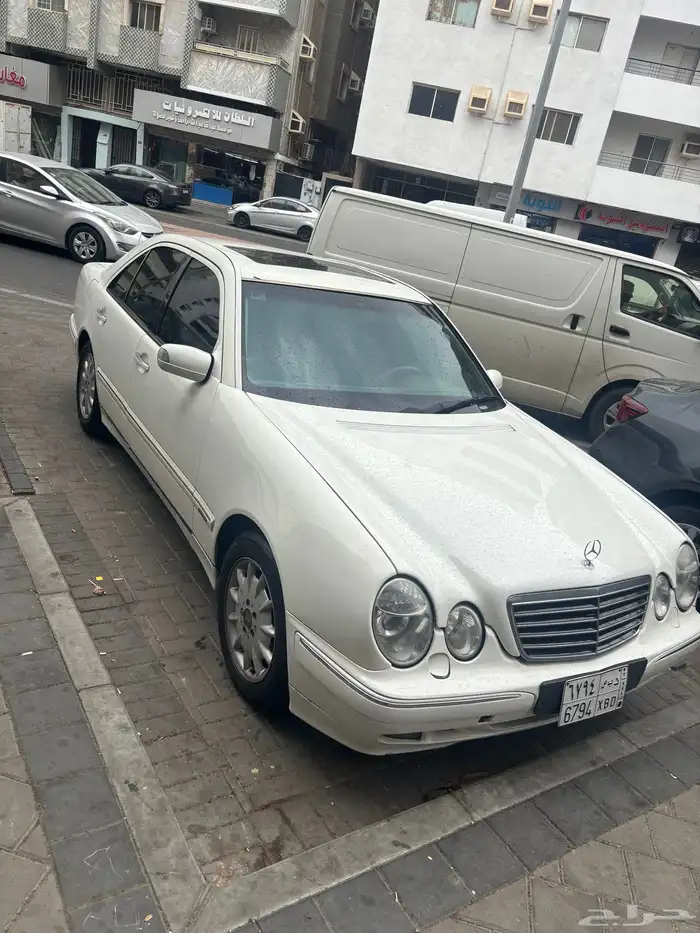مرسيدس بنز E240 موديل 2002 5