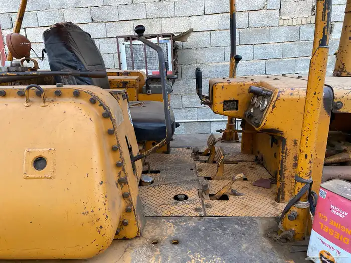 للبيع دركتر بلدوزر 65 كوماتسو على السوم 3