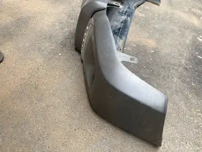 للبيع صدام جيب ربع أمامي وجناح وصاجة المساحات 6