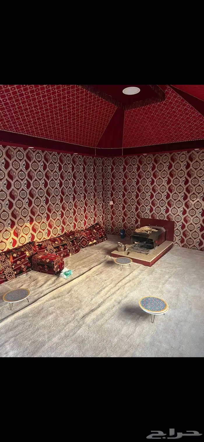 خيمة ملكيه الداخلي صافي تقريبا 30 5  30 3 1