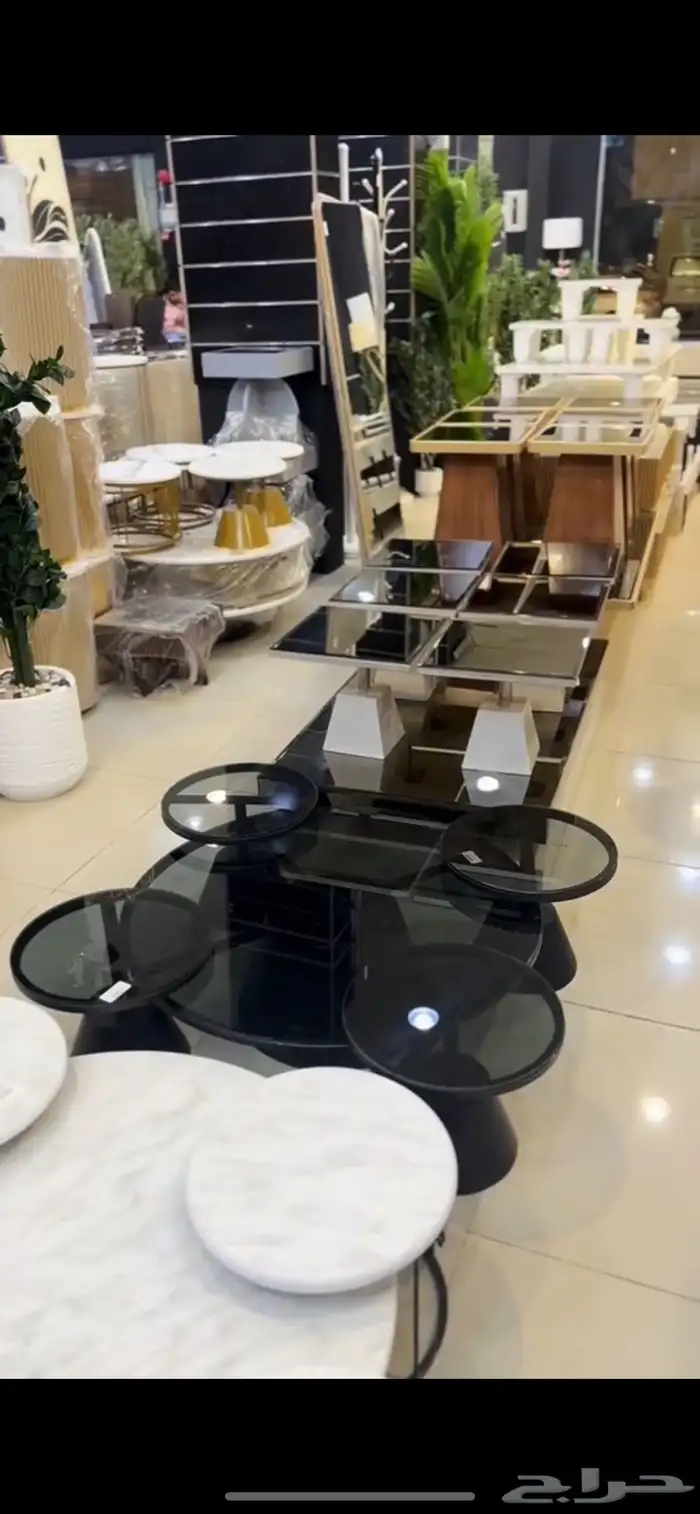 طاولات متنوعه 1