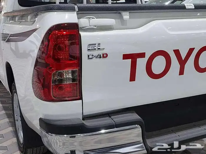 هايلوكس غمارتين GL ديزل 2025 كاش وبنك 11