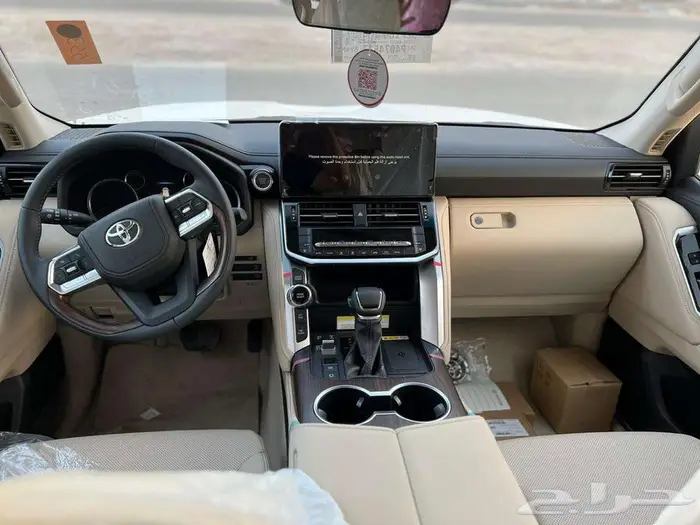 لاندكروزر GXR4 بنزين 2023 299000 شامل الضريبة بطاقة جمركية 4