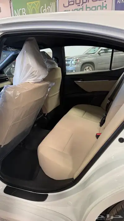 تويوتا كامري ستاندر E 2025 بقسط 1579 ريال فقط 9