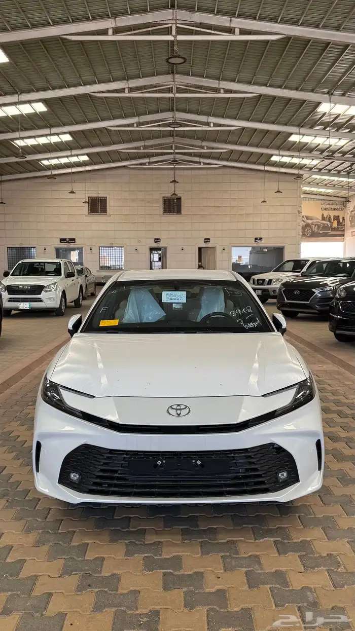 تويوتا كامري ستاندر E 2025 بقسط 1579 ريال فقط 1