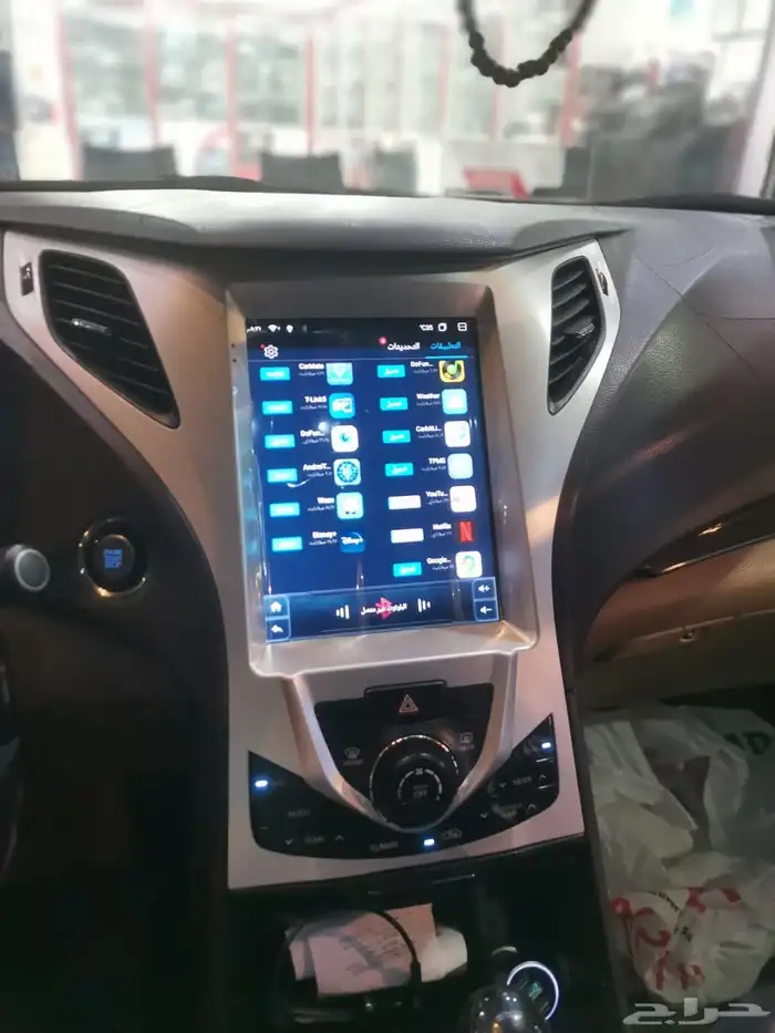 شاشة أزيرا تسلا 2014 2