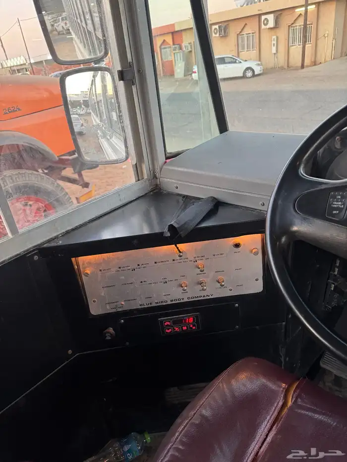 باص انترناشونال 9