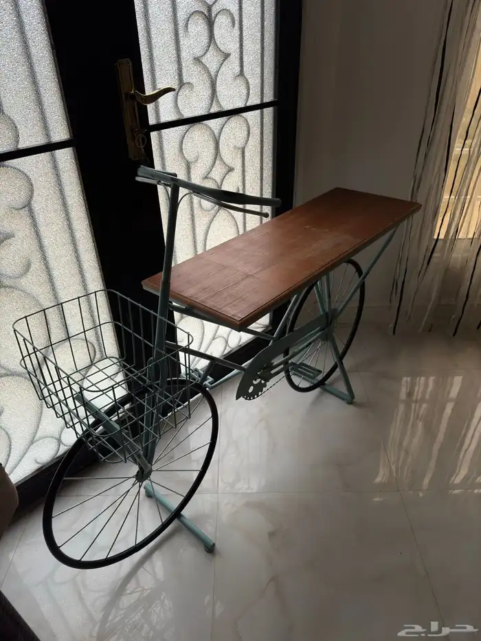 طاولة مستعملة 1