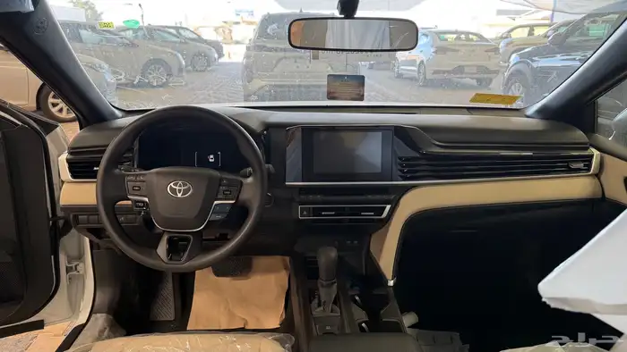 تويوتا كامري ستاندر E 2025 بقسط 1579 ريال فقط 10