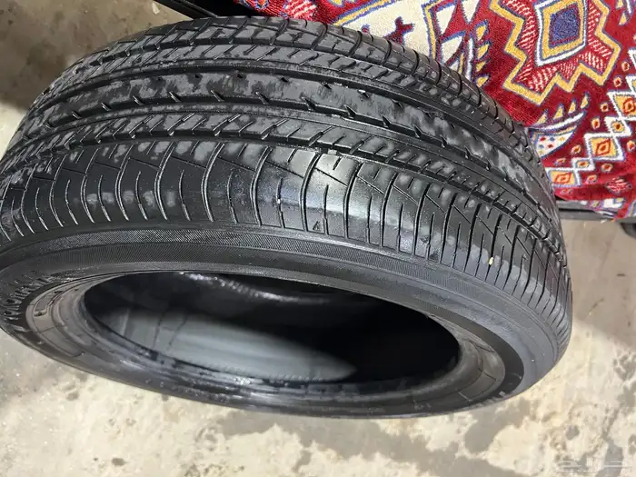 طقم كفرات كامري يوكهاما ياباني اثنين نظاف واثنين نصف عمر 7